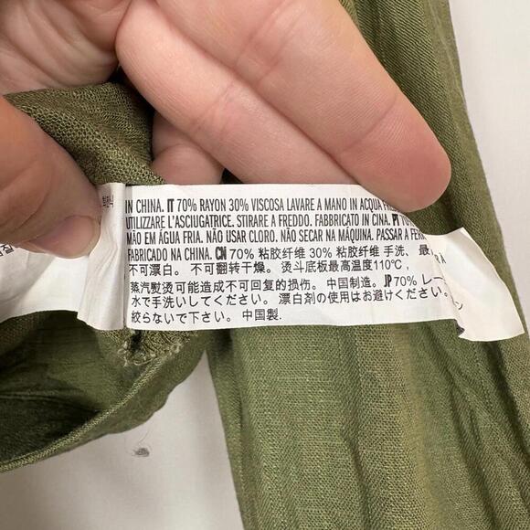 English Factory Khaki Green Long Sleeve Button Down Tie Front Crop Top Size: S - Picture 6 of 6